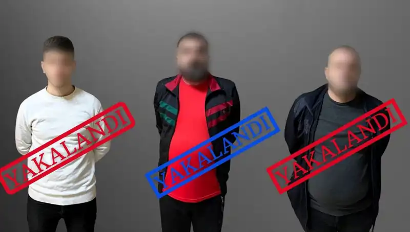 Gürcistan'da Yakaladığı Kırmızı Bülten ile Aranan Üç Şahıs Türkiye'ye İade Edildi