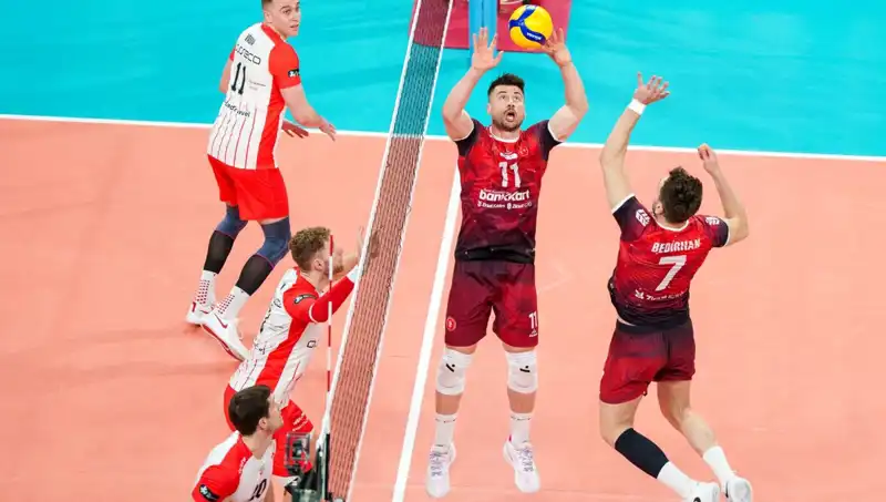CEV Kupası Finali: Ziraat Bankkart Voleybol Takımı Zorlu Mücadelede