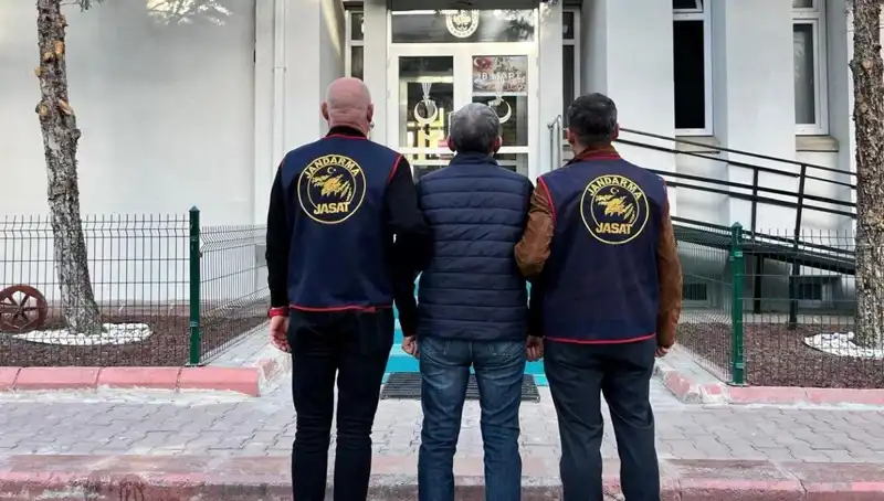 MİT TIR’larının Durdurulmasında Rol Oynayan Emniyet Müdürü Firari FETÖ’cü Yakalandı