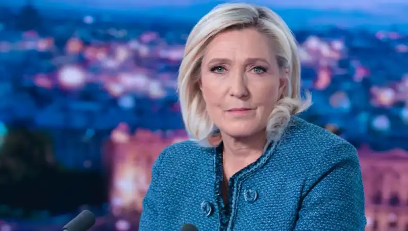 Fransa’da Le Pen’in Siyaset Yasağı: Kamuoyu Ne Düşünüyor?