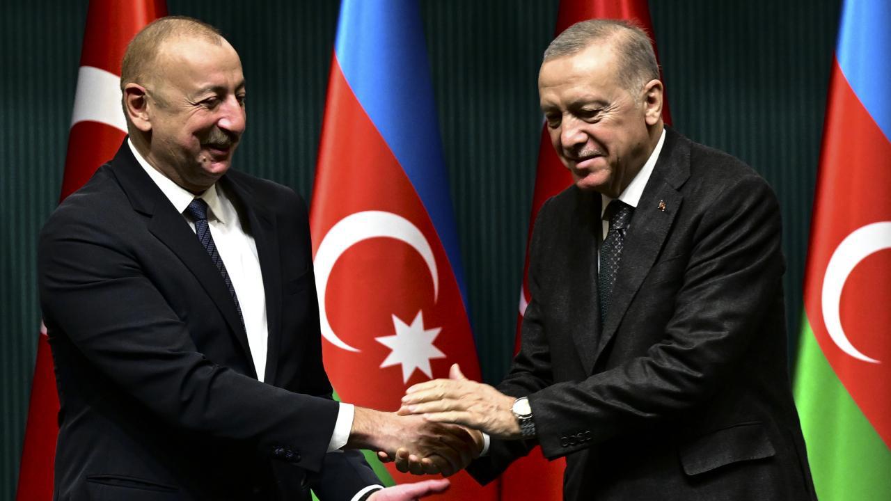 İlham Aliyev: Türkiye ve Azerbaycan Arasındaki İlişkiler Güçlendiriliyor