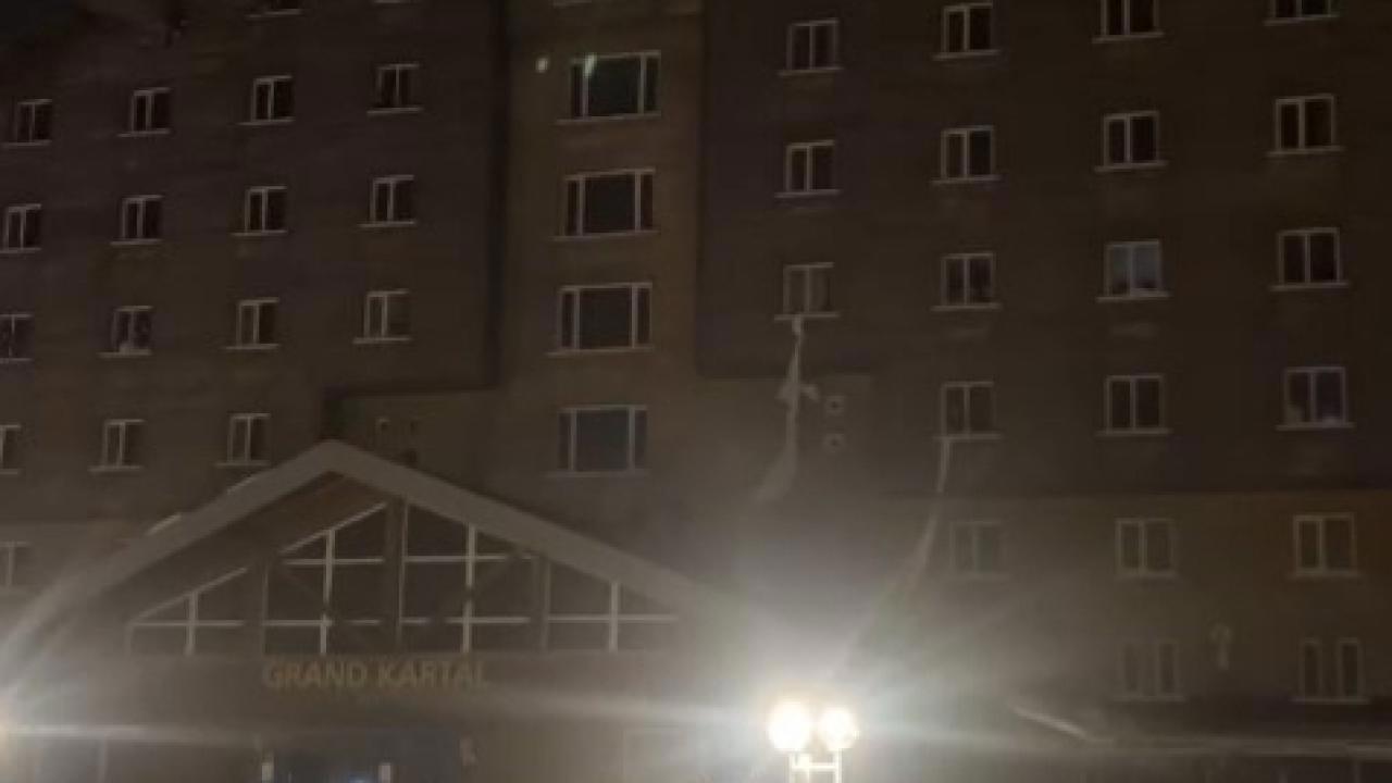Otel Yangınında Can Pazarı!