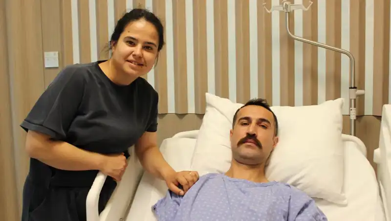 32 Yaşında Kalın Bağırsağında Kanser Teşhisi: Mide Kanaması Zannı