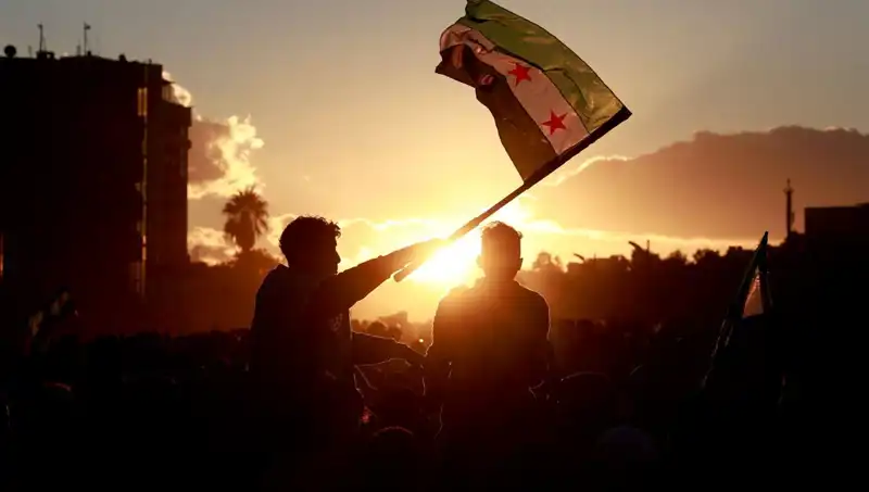 Suriye'de Anayasa Geçiş Süreci: Yeni Bir Komisyon Kuruldu