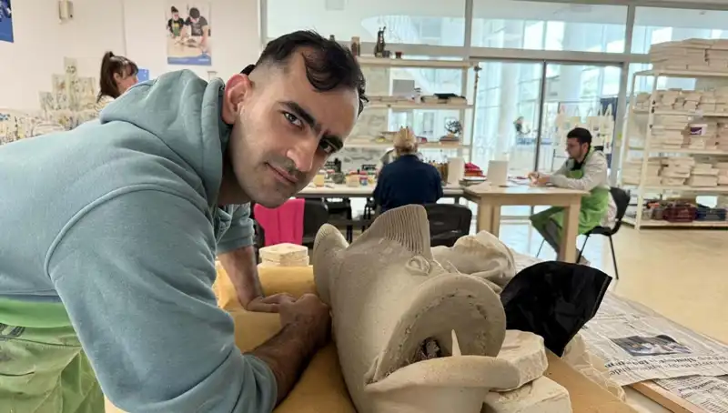 İşitme Engelli Genç Rıfat Can, Azmiyle Başarıya Ulaşarak İlham Veriyor