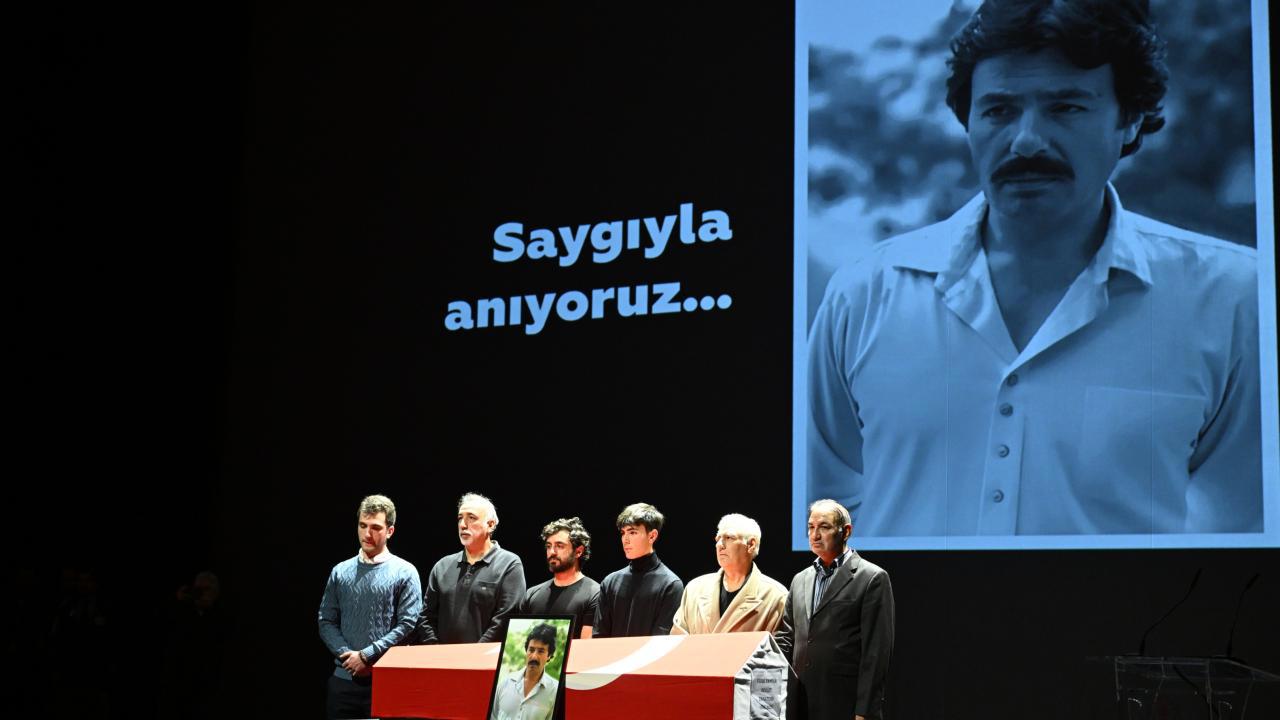 Ferdi Tayfur Anma Töreni AKM'de Gerçekleştirildi