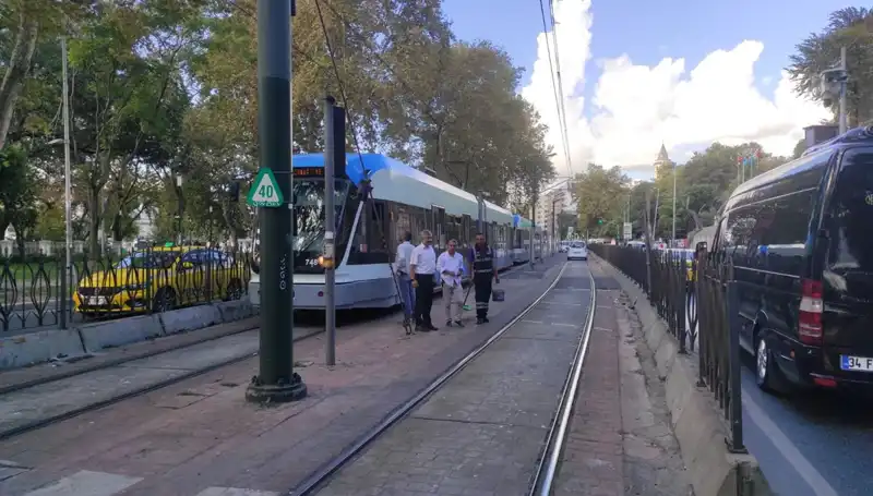 Beyoğlu'nda Tramvay Kazası: Yayaya Çarpma Olayı Ayrıntılarıyla Belli Oldu!
