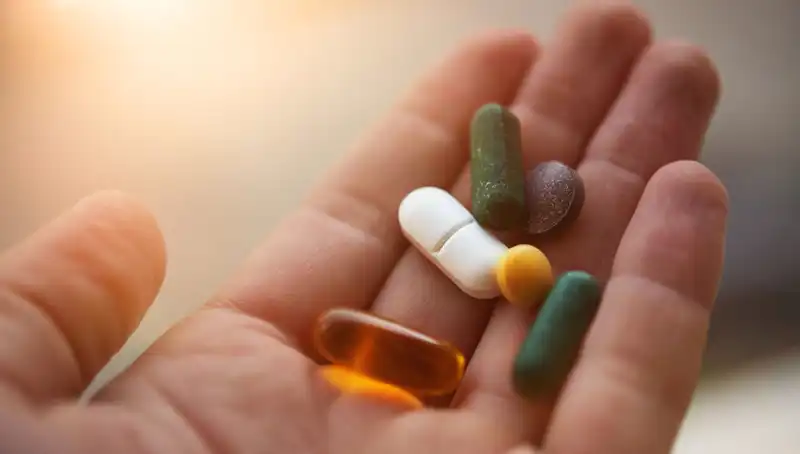 ABD'li Doktorun İfşası: Almamanız Gereken 3 Vitamin Takviyesi