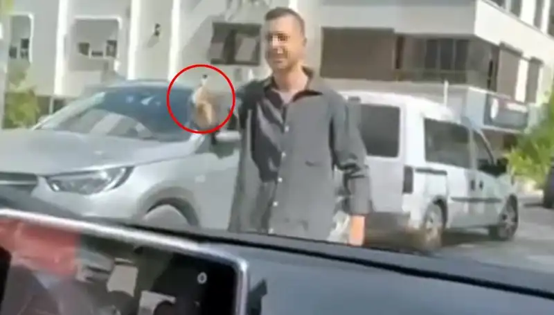 Kadınlara Silah Doğrultan Sürücü Hakkında Şok Edici Gelişmeler Ortaya Çıktı