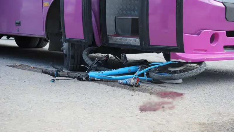 Bisikletli Çocuk Feci Kazada Hayatını Kaybetti: Detaylar Ortaya Çıktı