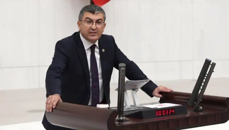 Gelecek Partisi'nde Sıcak Gelişme: Hasan Ekici İstifa Etti