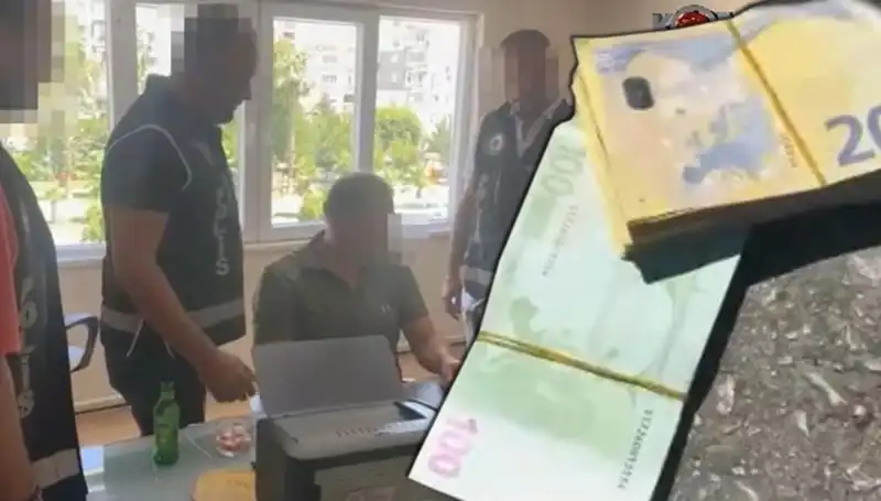 Antalya'da Şok Rüşvet Baskını: Yetkililer Suçüstü Yakalandı!