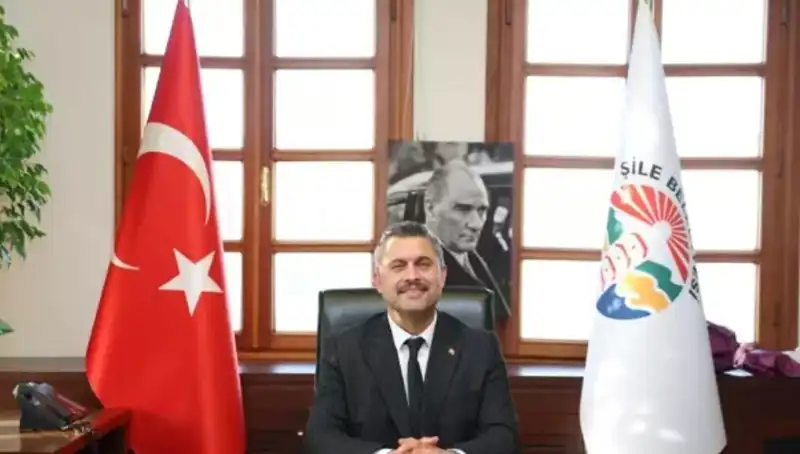 Şile Belediye Başkanı Özgür Kabadayı'nın Hayatı ve Siyasi Kariyeri