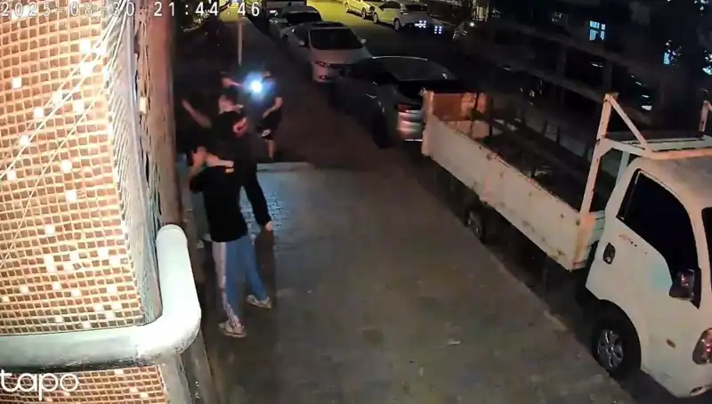 : "Korkunç Saldırı: ‘Abinin Selamı Var’ Diyerek Darbeye Uğradılar"