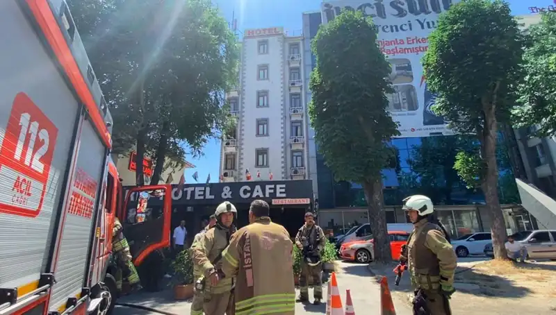 Fatih'te Otel Yemekhanesinde Yangın: Olay Anı ve Sonrası