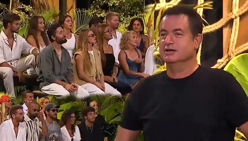 Survivor'da Birleşme Partisi: Şarkı Yarışmasında Büyüleyici Performanslar