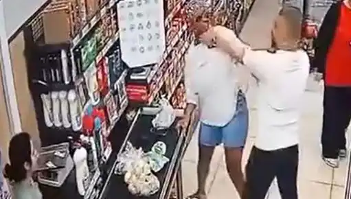 Markette Kasa Sırasında Yaşanan Saldırı Olayı Gözleri Kamaştırdı