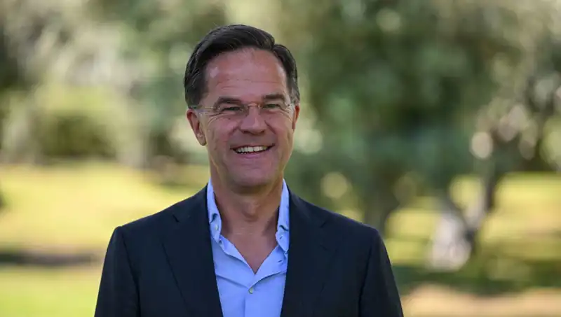 Rutte'den Eurofighter Açıklaması: Müttefiklere Kısıtlama Getirmemeyi Teşvik Ediyor