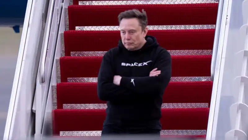 Elon Musk’ın Avukatı, Şaşırtan Savunma ile Dikkatleri Üzerine Topladı