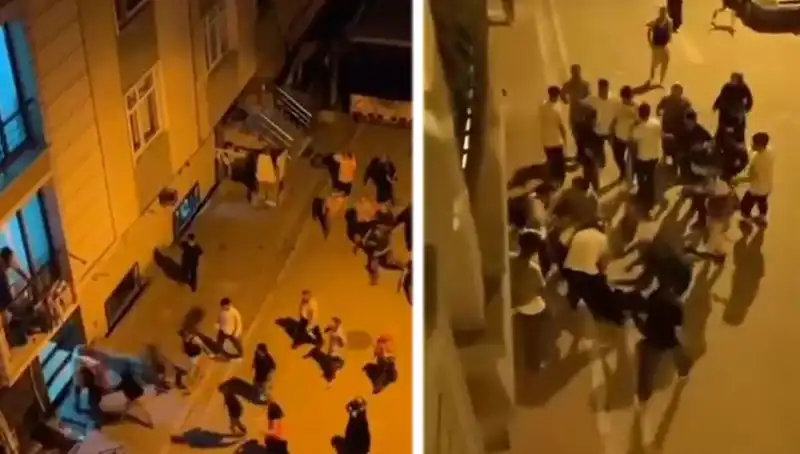 Esenyurt'ta Laf Atma Kavgası: Gençler Arasında Gergin Anlar