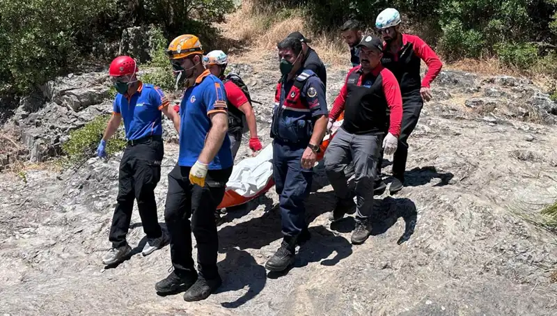 Kayalıkların Arasında Sır Ölüm: Doğa Kolları Kapatıyor mu?