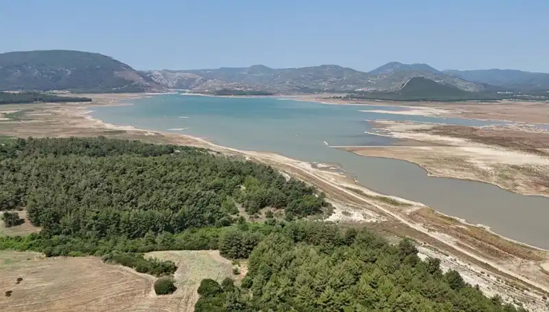 İzmir'de Turizmde Şok Düşüş: Yüzde 50'lik Gerileme Uyarı Niteliğinde!