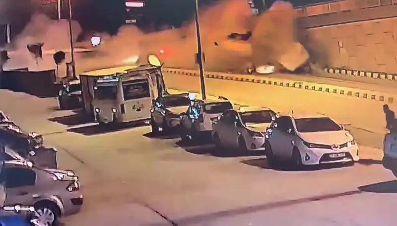 Freni Patlayan Arazözde Feci Kaza: Hayatlar Tehlikeye Girdi!