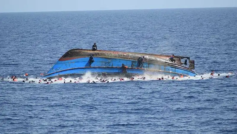 Filipinler'de Gemi Felaketi: 4 Kişi Hayatını Kaybetti, 7 Kişi Kayıp