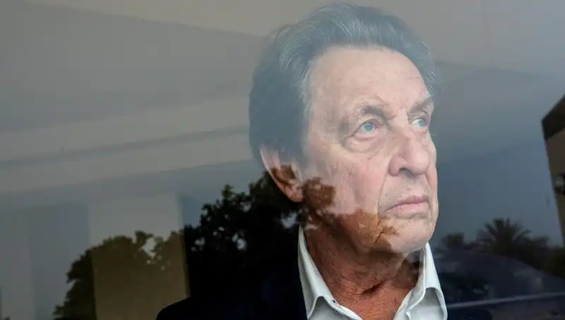 Elon Musk’ın Babası, Cinayet İtiraflarıyla Şaşırttı: Kızını Büyücülük İçin Kullanacaklardı!