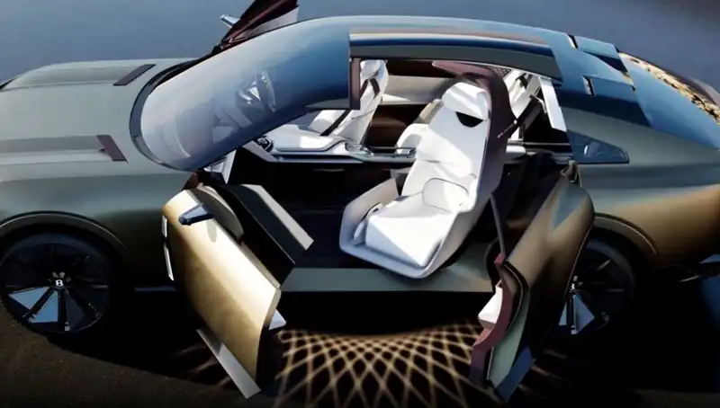 Bentley EXP 15 Concept: Lüksün Zirvesinde Hayal Gücünün Sınırlarını Zorlayan Tasarım