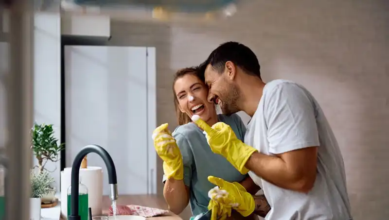 Çiftlerin Mutlu Olmasını Sağlayan 5 Basit Alışkanlık Neler?