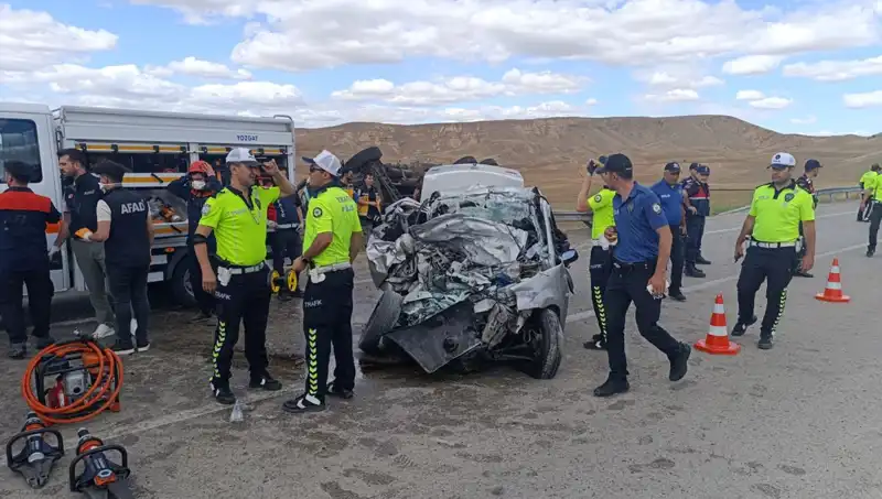 Yozgat'ta Korkunç Kaza: 3 Can Gitti, 2 Kişi Yaralı!