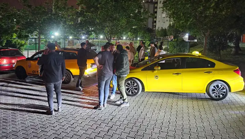 Adana'da Korsan Taksi İhalesinden Sonra Bir Taksiciye Dayak Olayı !