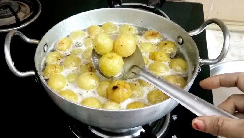 C Vitamini Sentezini Artırmanın En Kolay Yolu: Aç Karnına Bir Bardak!