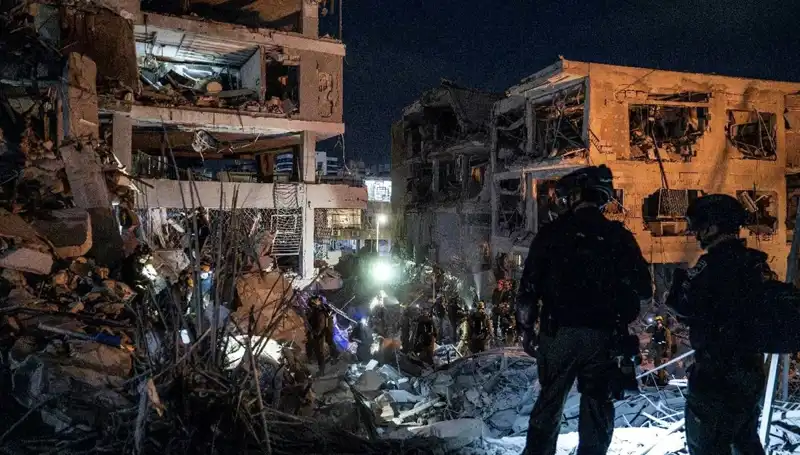 İran, İsrail'de İhtiyaç Duyulan 22 Binalığı Hedef Aldı: Yıkım Süreci Başlıyor!