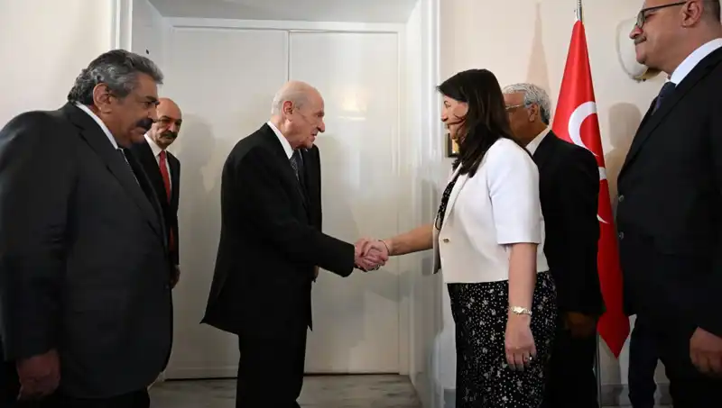 Bahçeli ve DEM Parti: Siyasi İttifakların Geleceğine Dair Önemli Görüşme
