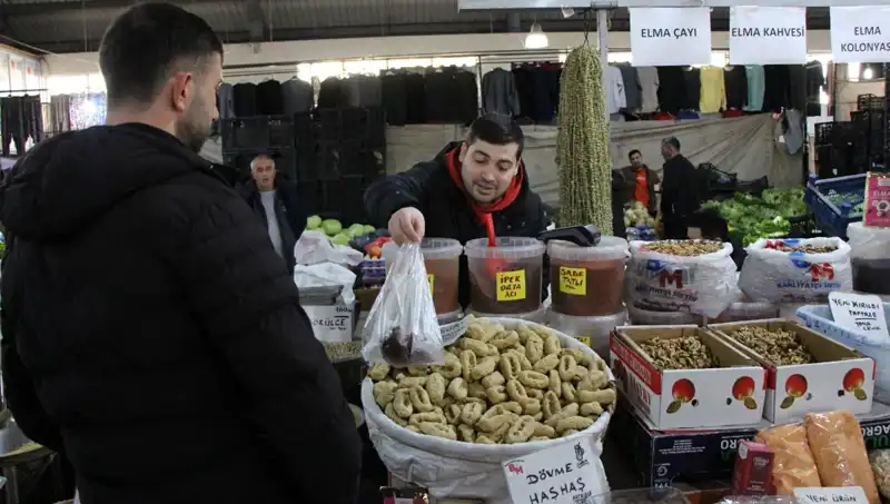 Sarı Altın Pazarında Rekor Fiyat: Geceleri Bile Satılıyor!