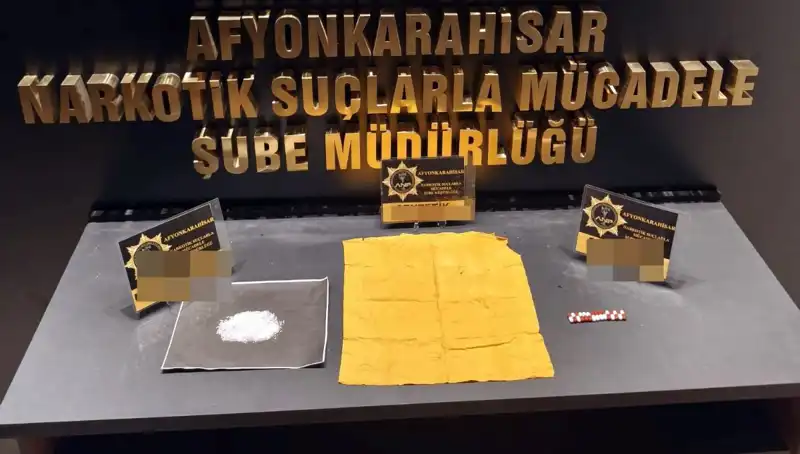 Afyonkarahisar’da Flaş Uyuşturucu Operasyonu: 3 Kişi Tutuklandı!