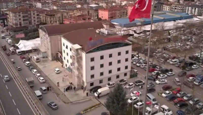 **Deprem Mühürüyle Güçlü Sağlık: Özel Hastanenin Dikkat Çeken Projesi**