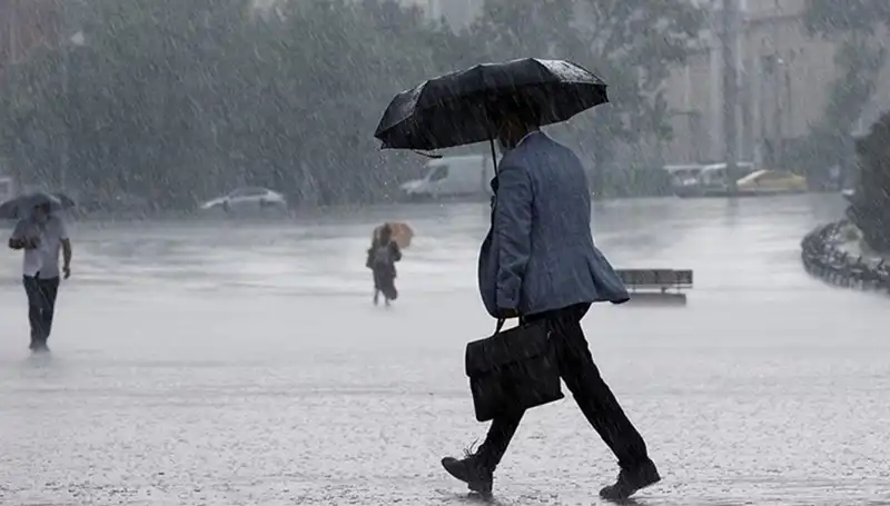 Türkiye Genelinde Sağanak ve Kuvvetli Yağış Uyarısı: Meteoroloji'den Önemli Duyuru