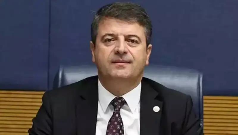 Adıyaman Belediye Başkanı Abdurrahman Tutdere Görevine İade Edildi, Şehirde Neler Olacak?