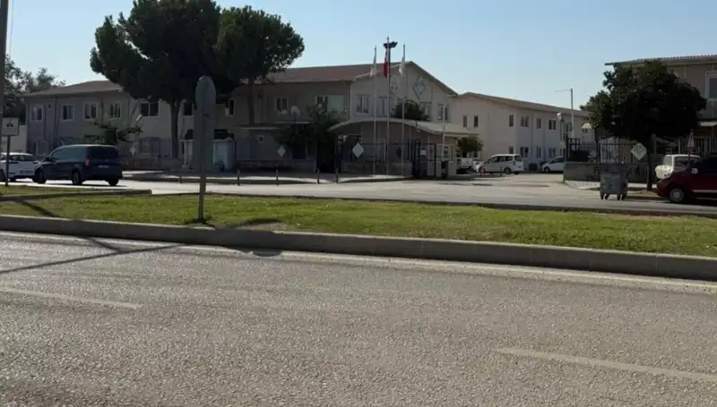 Adana'da İşçiye Tabancayla Saldırı: Şoke Eden Amir Dehşeti