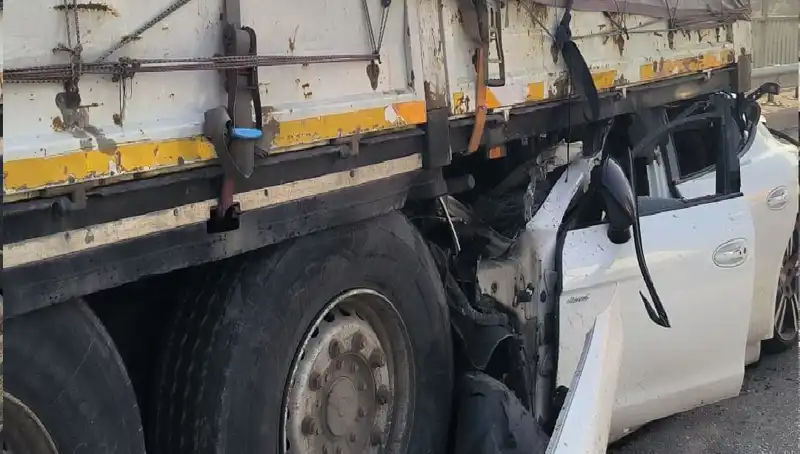 TIR’a Arkadan Saplanan Ok, Kazanın Nedenini Aydınlatıyor