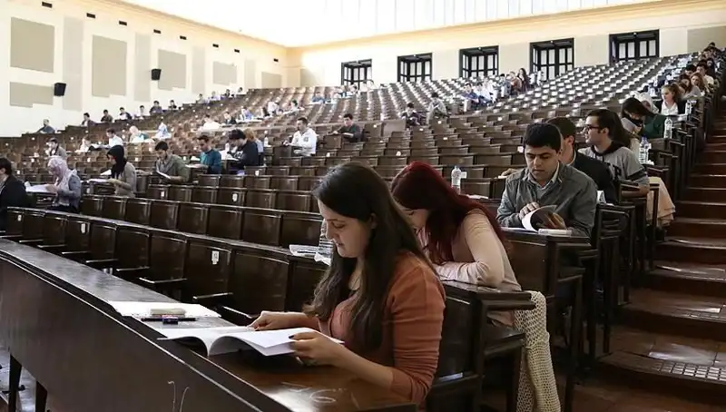 Üniversite Kayıtları İçin Acele Edin: Bugün Son Gün!