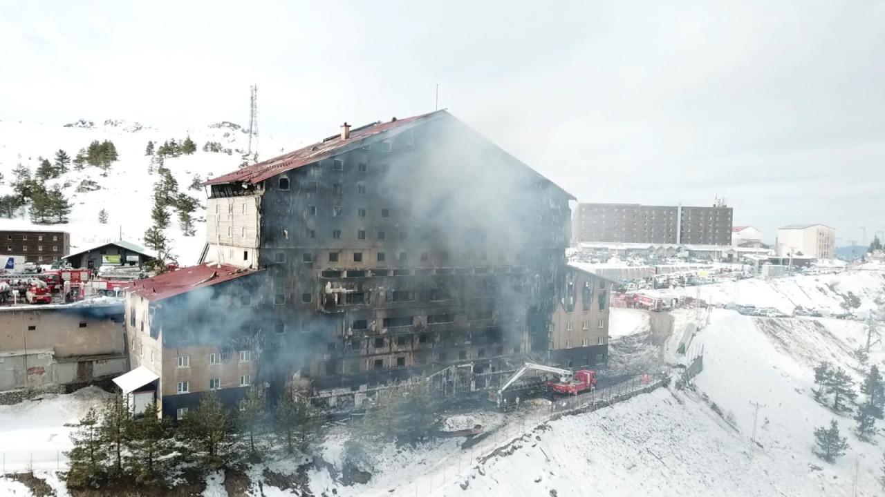 Tunç: Yangın ile ilgili 4 kişi gözaltında