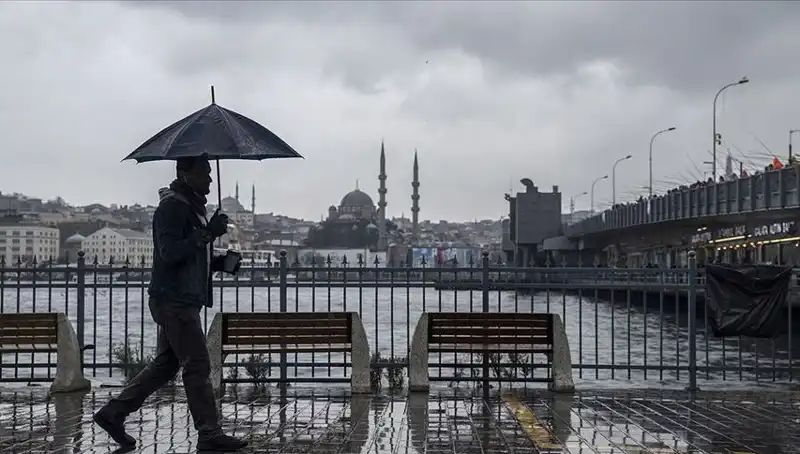 İstanbul'da Hava Değişiminde Şaşırtan İkili: Yağmur ve Kar!