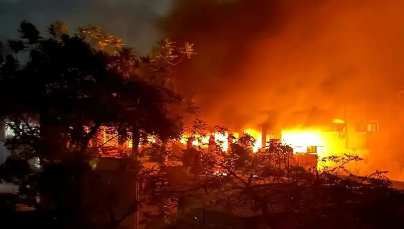 İsrail'in Gazze'de Yaptığı Saldırıda 37 Sivil Hayatını Kaybetti