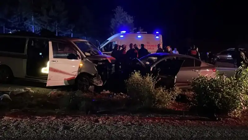 Ters Yön Faciası: Kafa Kafaya Çarpışma, Ölüm ve Yaralılar!
