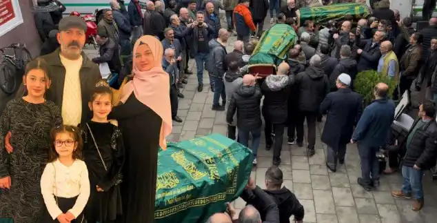 Rize, Strasbourg'da Hayatını Kaybeden Kız Kardeşlere Son Görevini Yürüttü