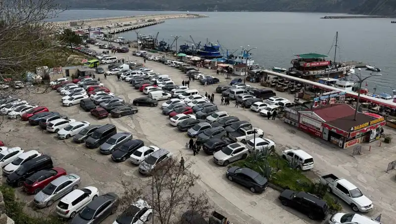 Bayram Tatilinde Rekor: İlçeye 14 Bin 600 Araç Girişi Yapıldı!